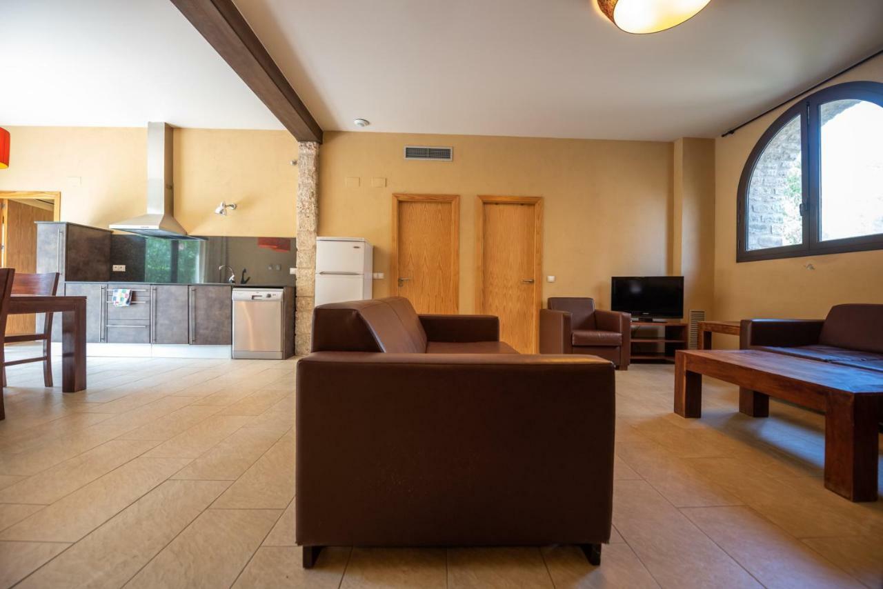 L'Arcada De Fares Appartement Sant Ferriol Buitenkant foto