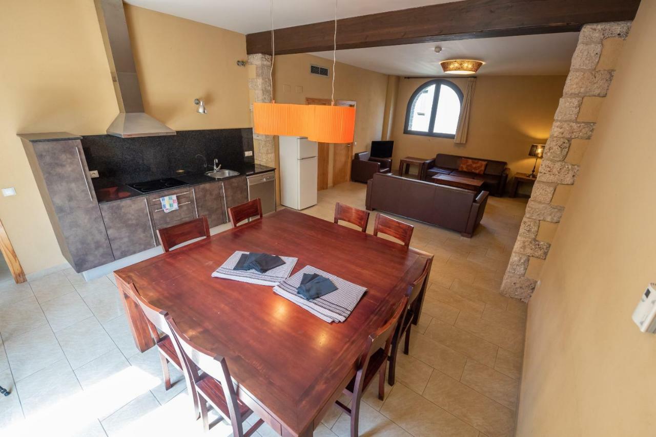 L'Arcada De Fares Appartement Sant Ferriol Buitenkant foto